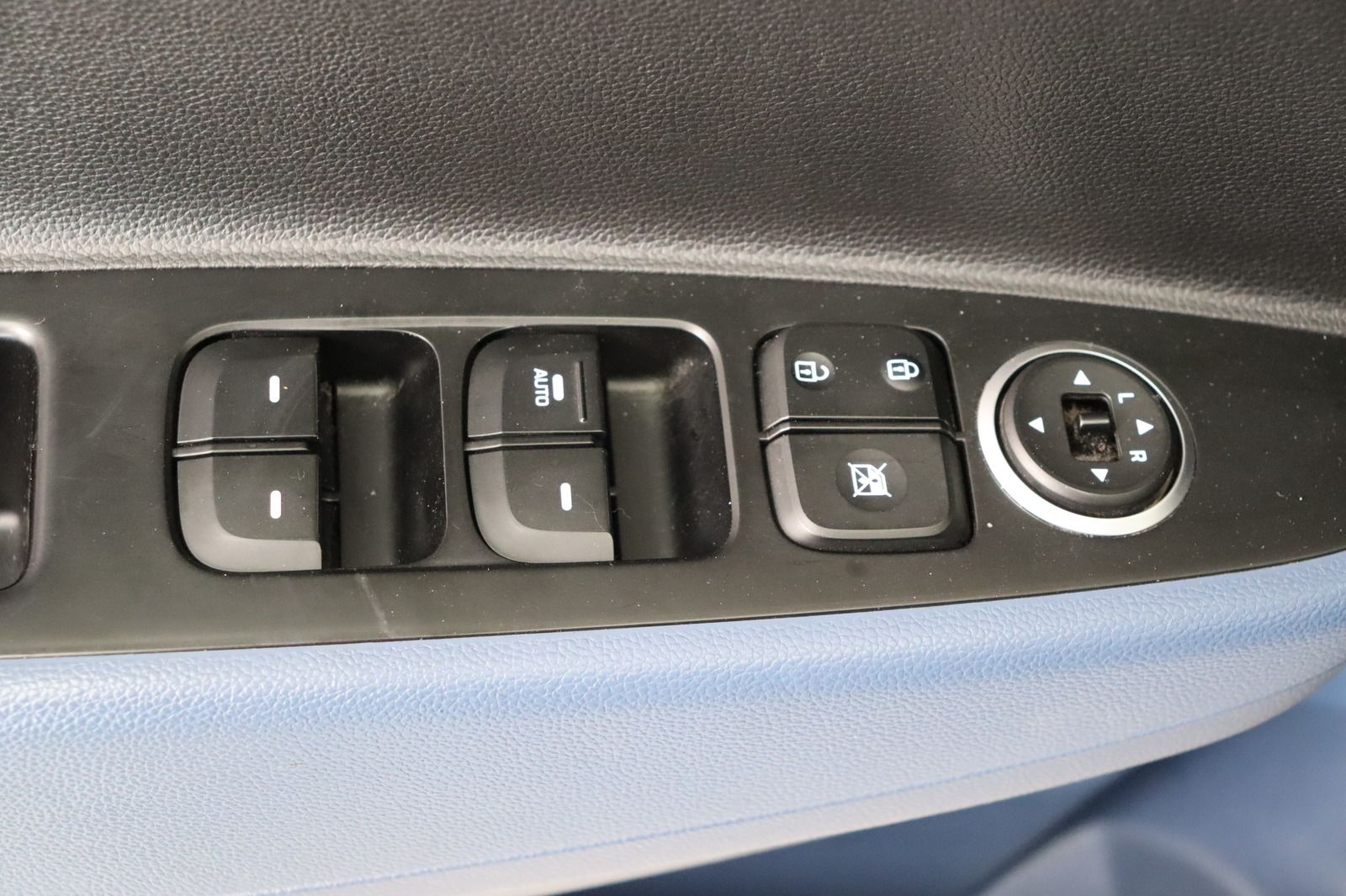 Fahrzeugabbildung Hyundai i10 1.2 Automatik aus 1. Hand * Klima * SHZ * we