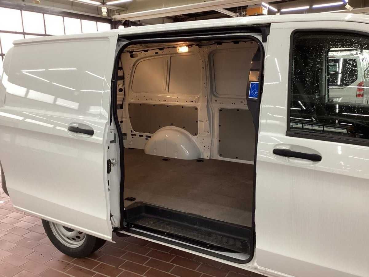 Fahrzeugabbildung Mercedes-Benz eVito 112 Klima Kamera Audio30 Heckklappe