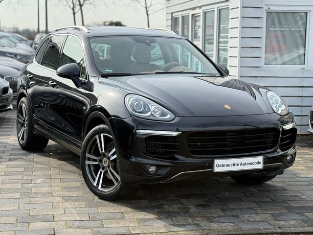 Porsche Cayenne 3.0 Facelift Sportpaket Leder/Navi/Pano