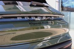 PORSCHE Taycan Sport Turismo Turbo S / SURROUND / PDLS+