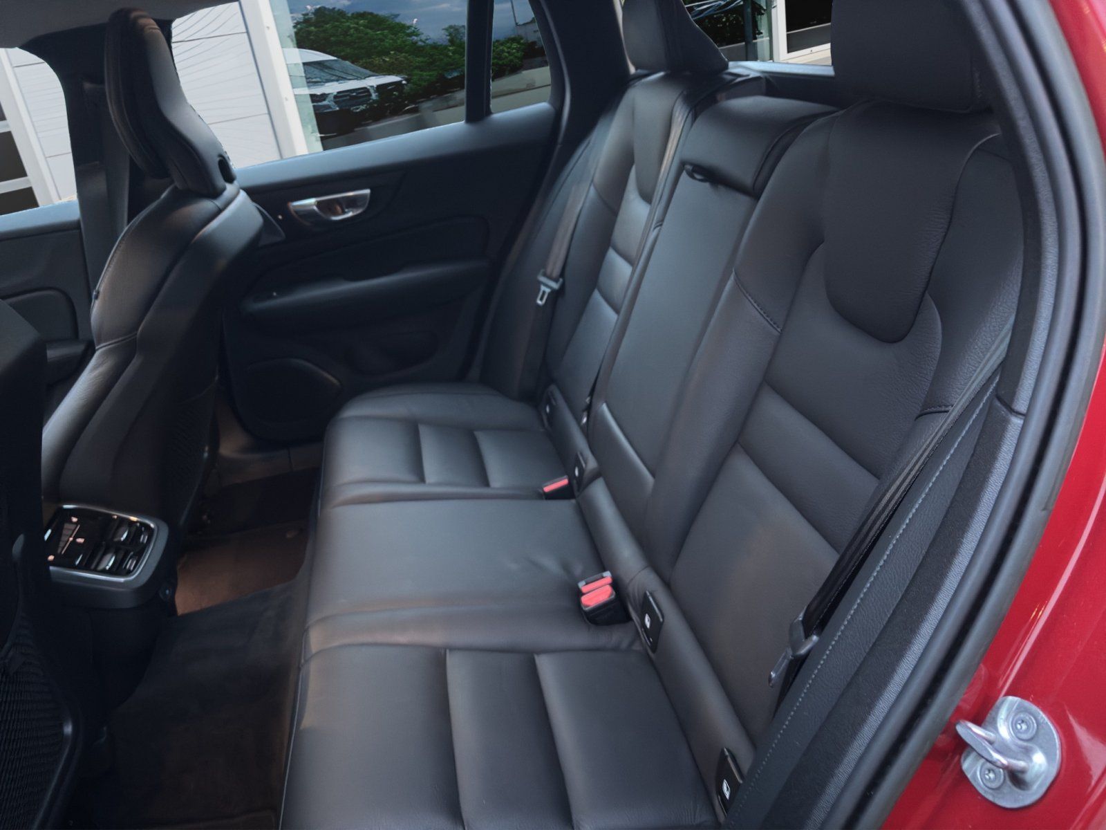 Fahrzeugabbildung Volvo V60 Ultimate Bright