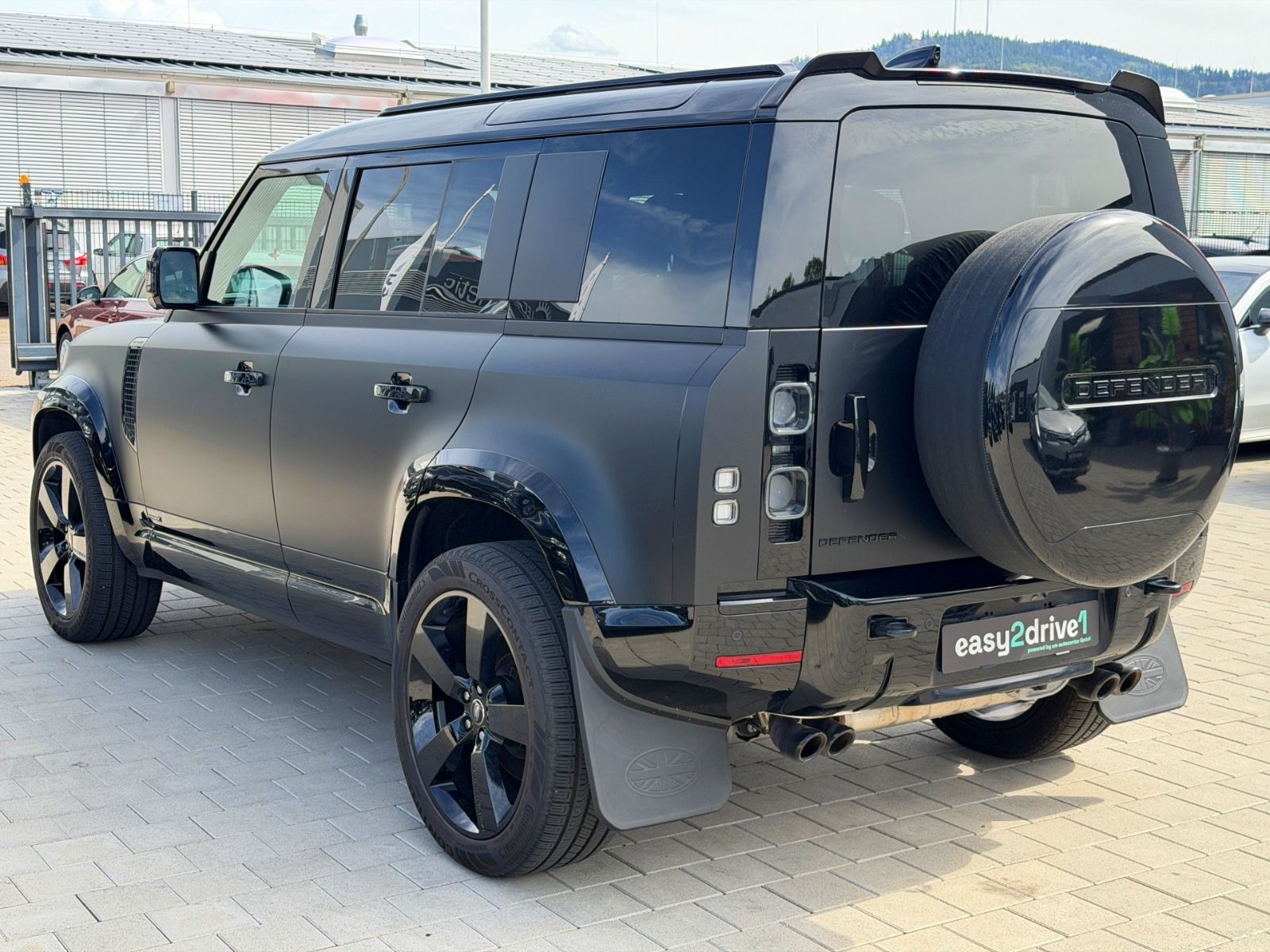 Land Rover Defender 110 V8 360° PANO AHK MERIAN foto 4