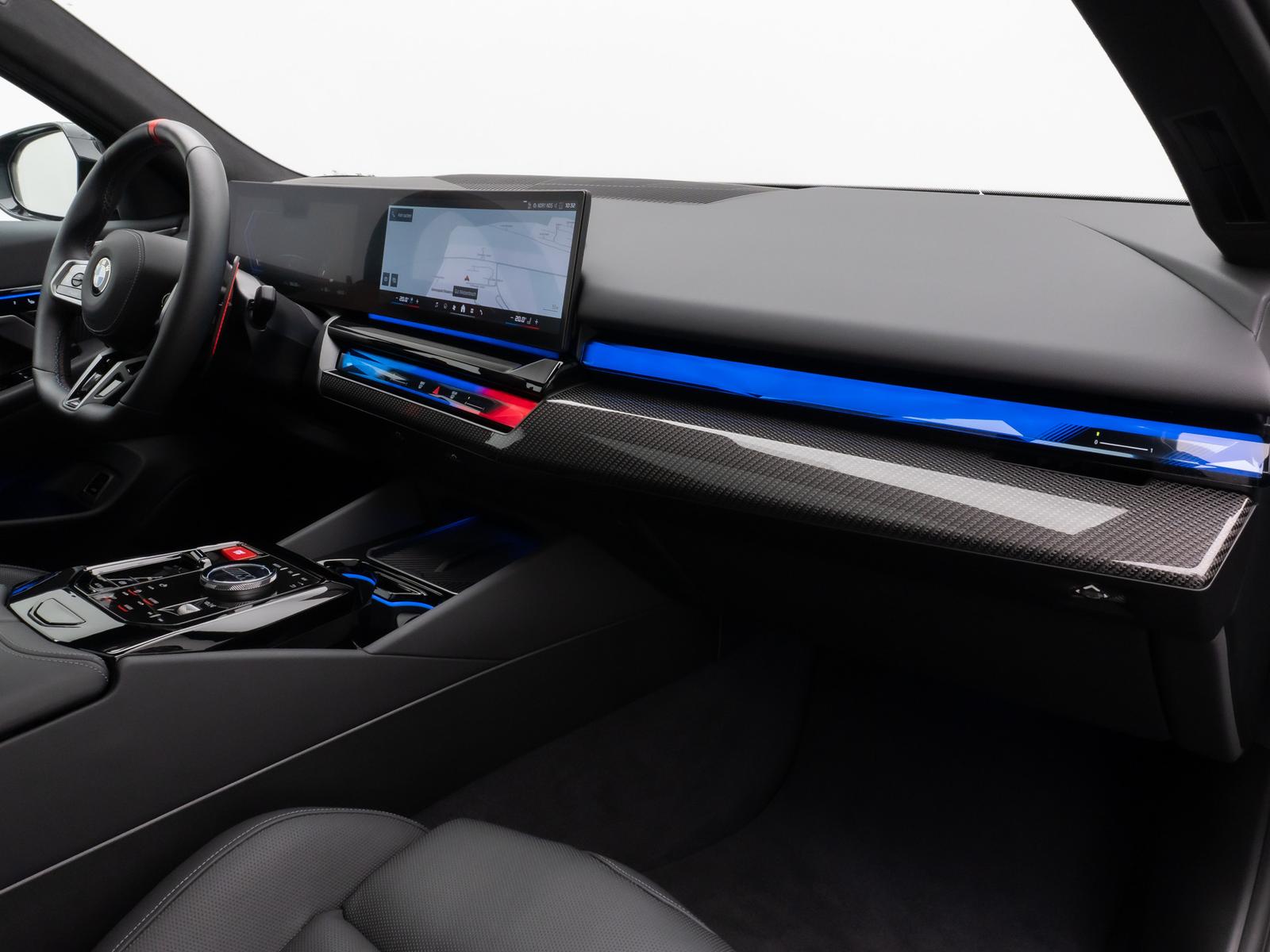 BMW M5 xD Panorama 360°B&W HUD M-Driversp. Komfort 