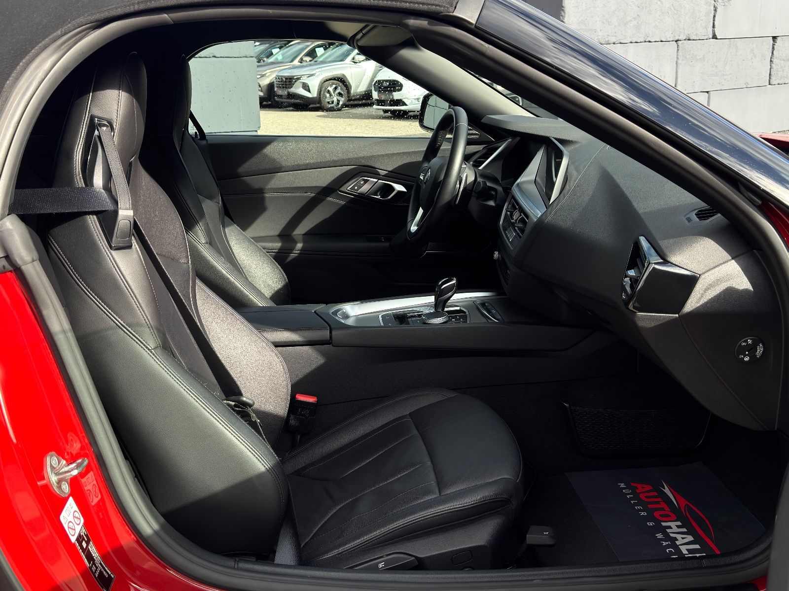 Fahrzeugabbildung BMW Z4 sDrive30i Steptr. Advantage Kamera Leder DAB