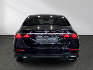 Mercedes E 200 - 6