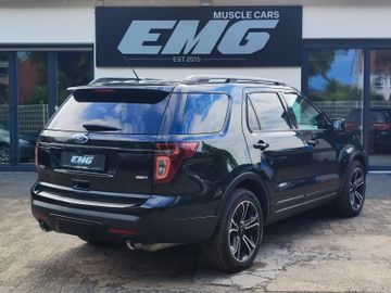 Ford Explorer - 6