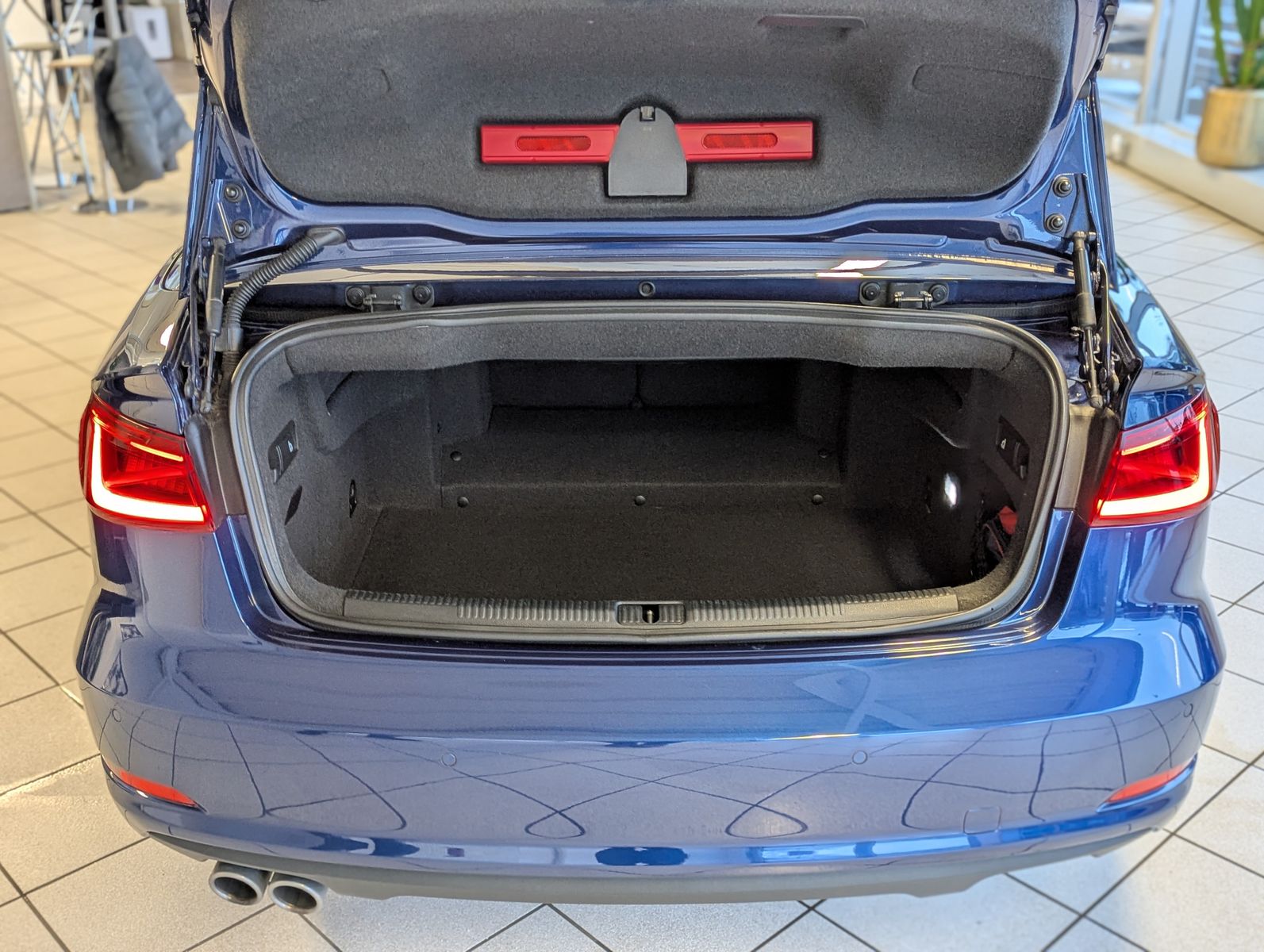 AUDI A3 2.0 TDI DSG Leder Kamera Bi-Xen Kopfraumheiz. - Image 14