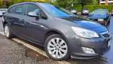 Opel Astra J Sports Tourer Design Edition - Opel Astra aus 2011: Sports Tourer