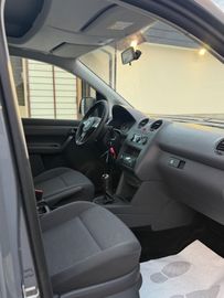 Volkswagen Caddy - 11