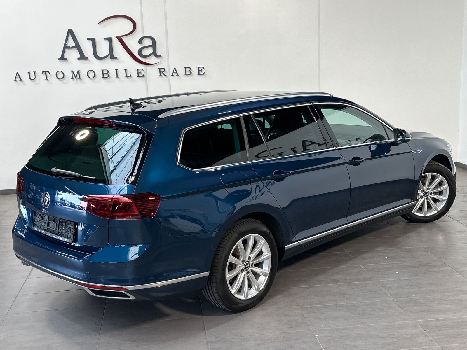 Fahrzeugabbildung Volkswagen Passat Variant 1.4 TSI DSG GTE NAV+LED+PANO+STHZ