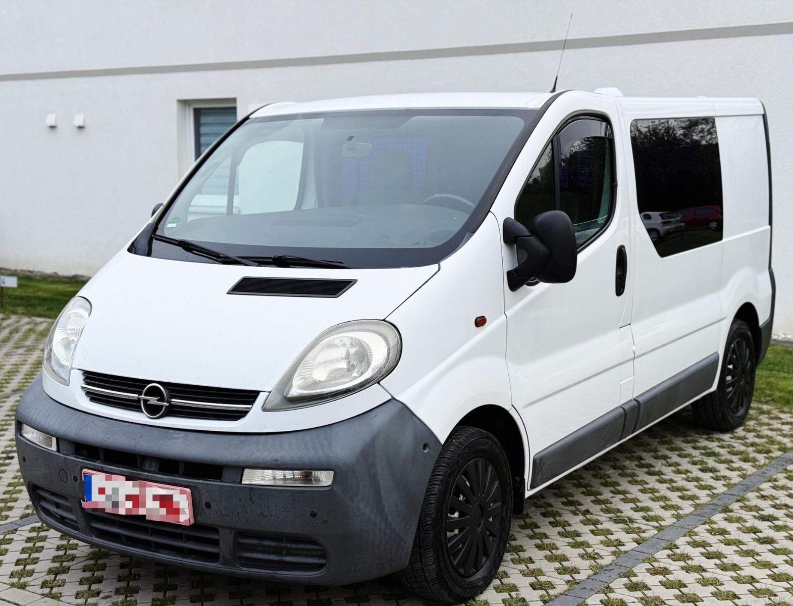 Opel Vivaro 1.9CDTI 120.000Km HundeTransporter+Rampe