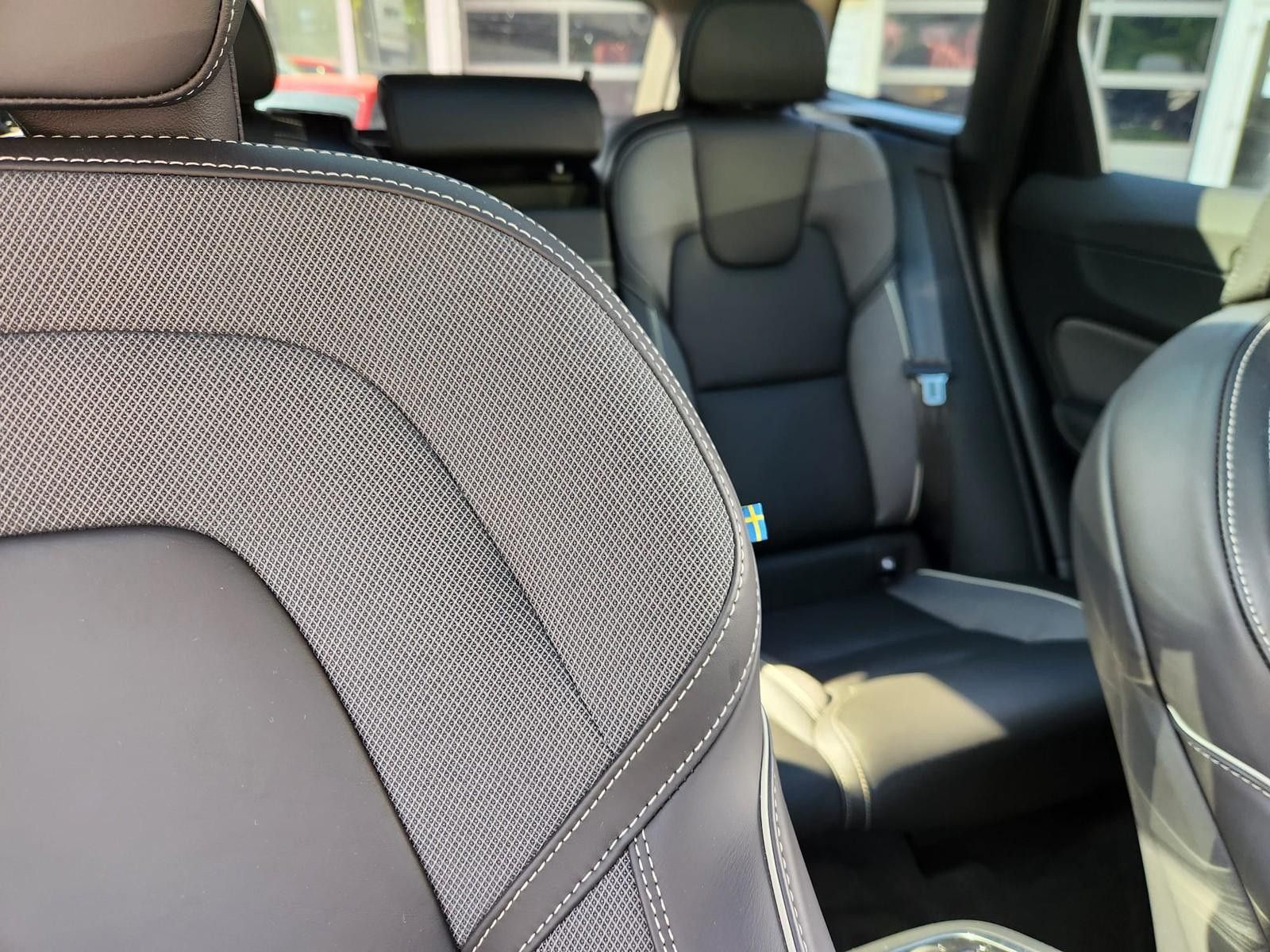 Volvo XC60 R Design AWD Vollausstattung foto 19