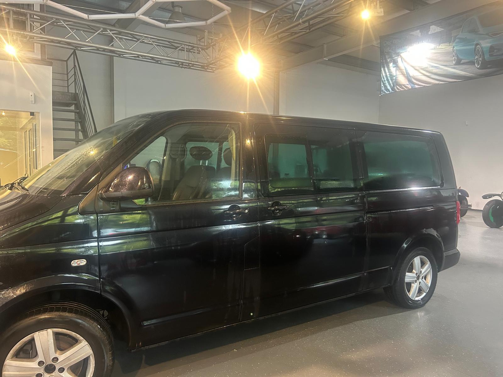 Volkswagen T5 Transporter Bus Multivan Comfortline lang