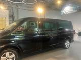 Volkswagen T5 Transporter Bus Multivan Comfortline lang - : Van, Multi