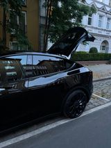 Tesla Model Y Performance Dual Motor Performance + FSD - Tesla Model Y in Berlin