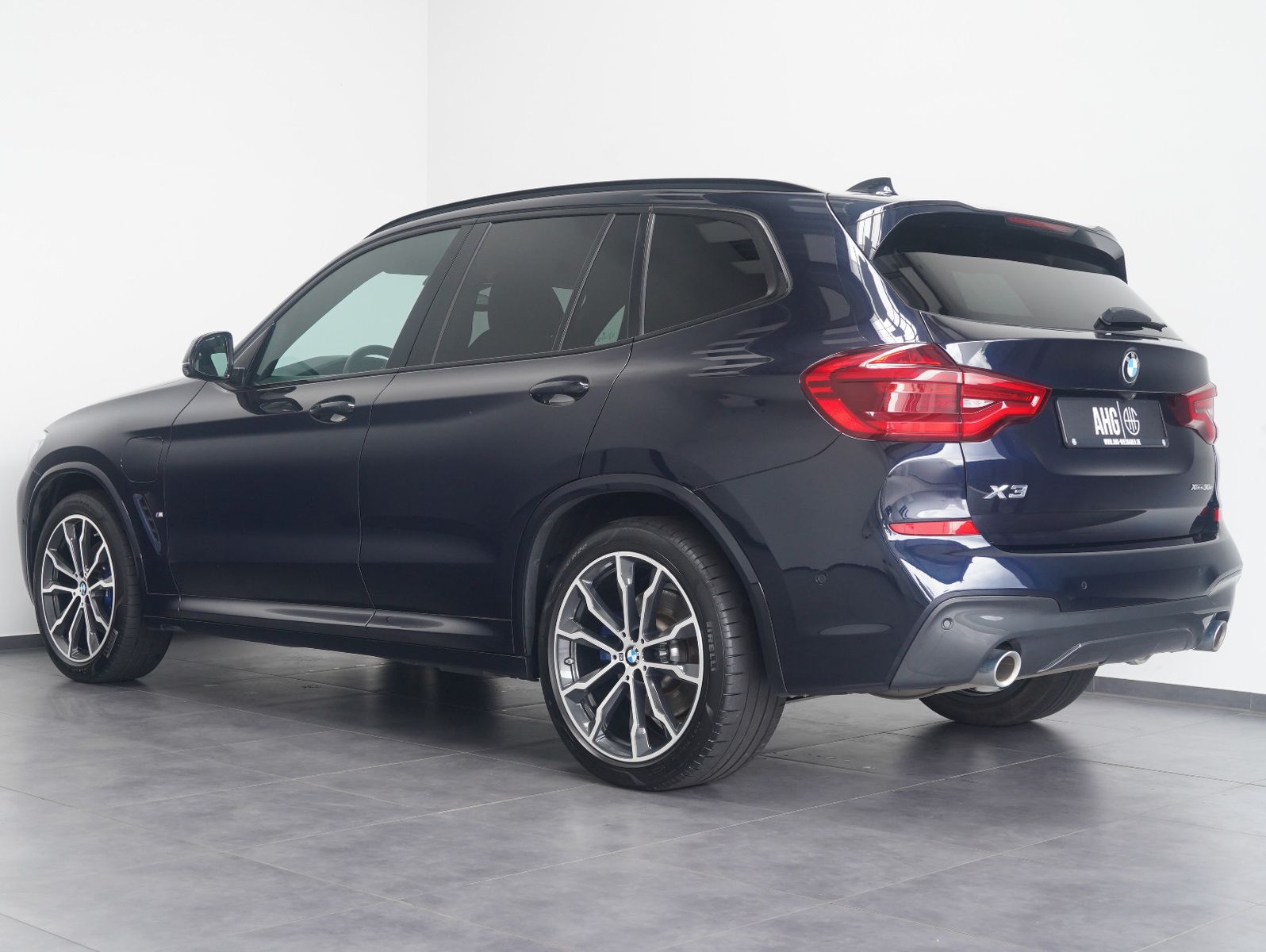 Fahrzeugabbildung BMW X3 xDrive 30 e M Sport AHK/360°/LM20"