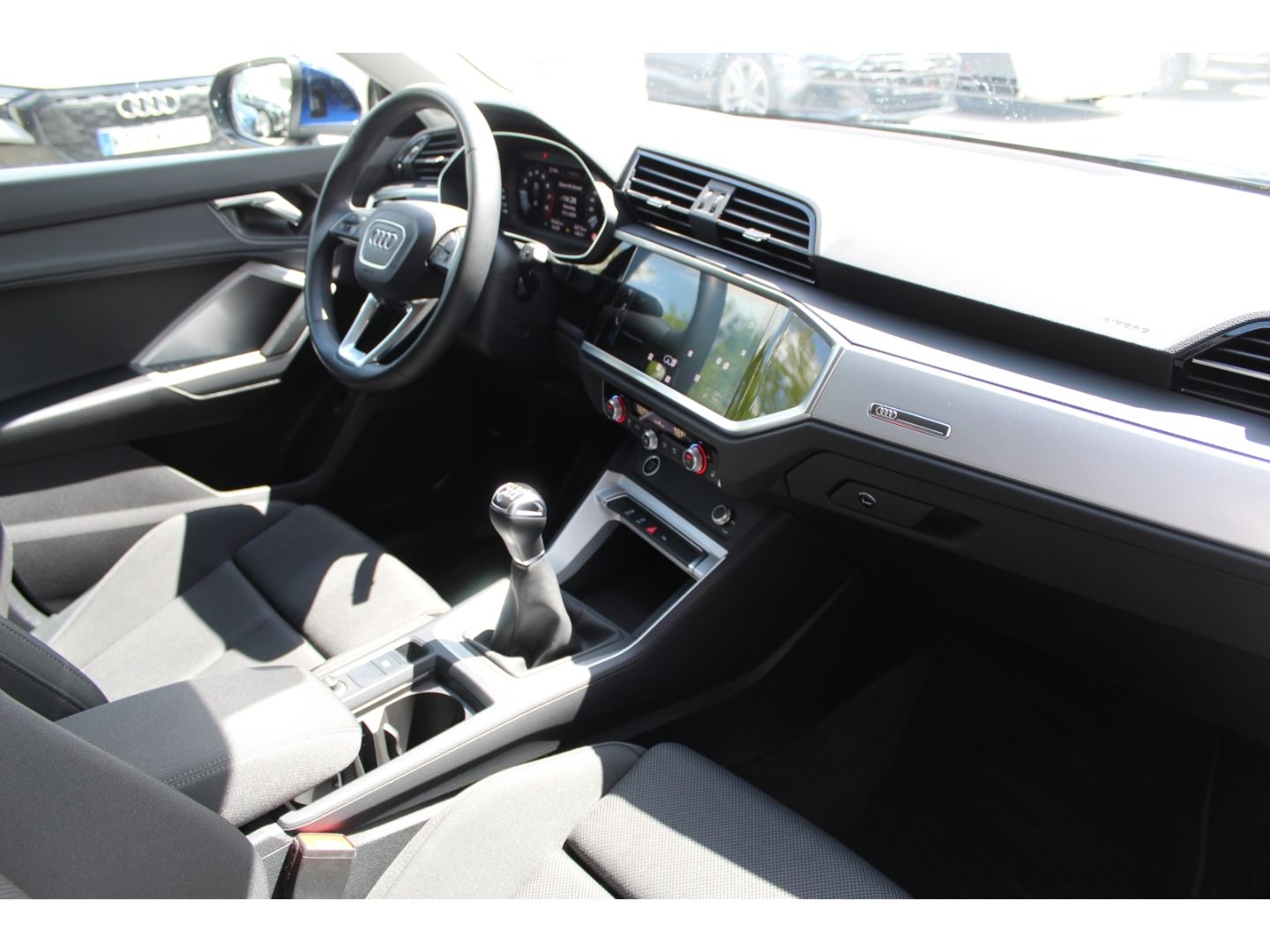 Q3 35 TFSI advanced - Navi*APP*AHK*Keyless*1.Hd!