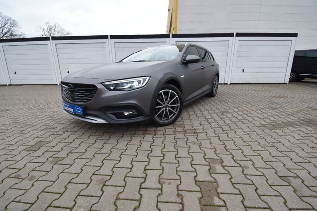 Opel Insignia 2.0 BiTD Country Tour 4x4 Automatik LED