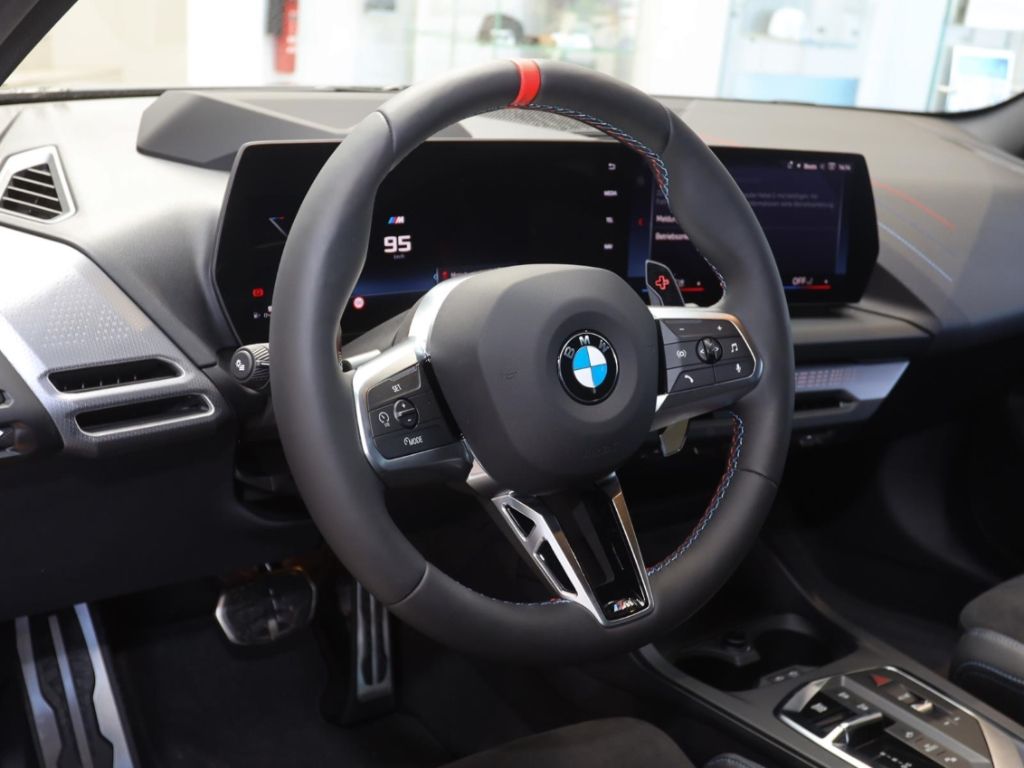 BMW M135 - Bild 8
