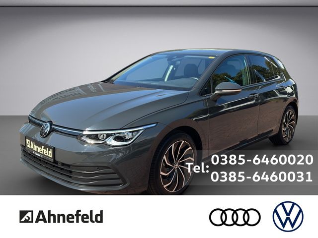 Golf VIII 1.5 TSI Life KEYLESS PDC NAVI LED