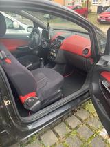Opel Corsa D 1.3 Benzin schwarz 88 tkm - Opel Corsa aus 2006: 1.3