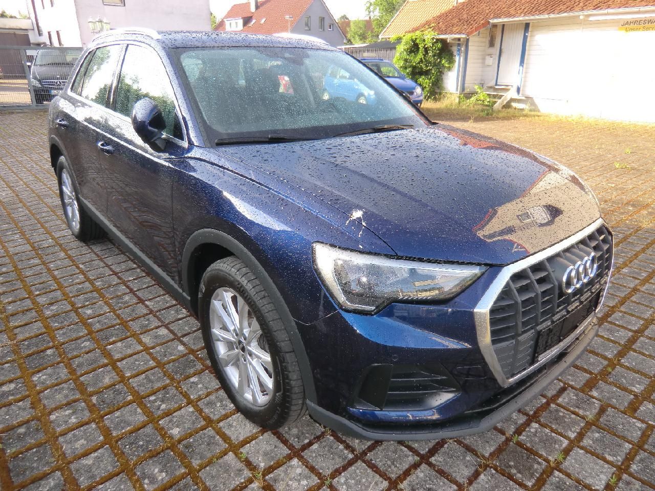 Audi Q3 45 TFSI e basis 8-fach bereift, AHK foto 3