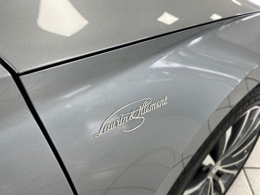 Skoda Superb Lim L&K 4x4*MATRIX*PANO*CANTON*ACC*STHZG*