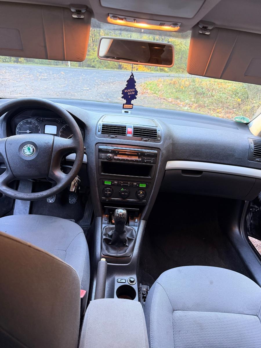 Skoda Octavia 2005 — photo 7