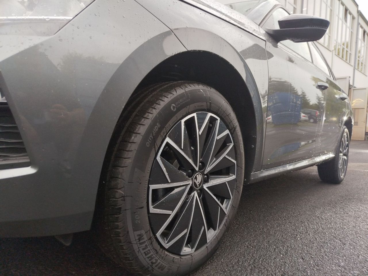 Fahrzeugabbildung SKODA Kamiq Selection TS85/1.0 A7F