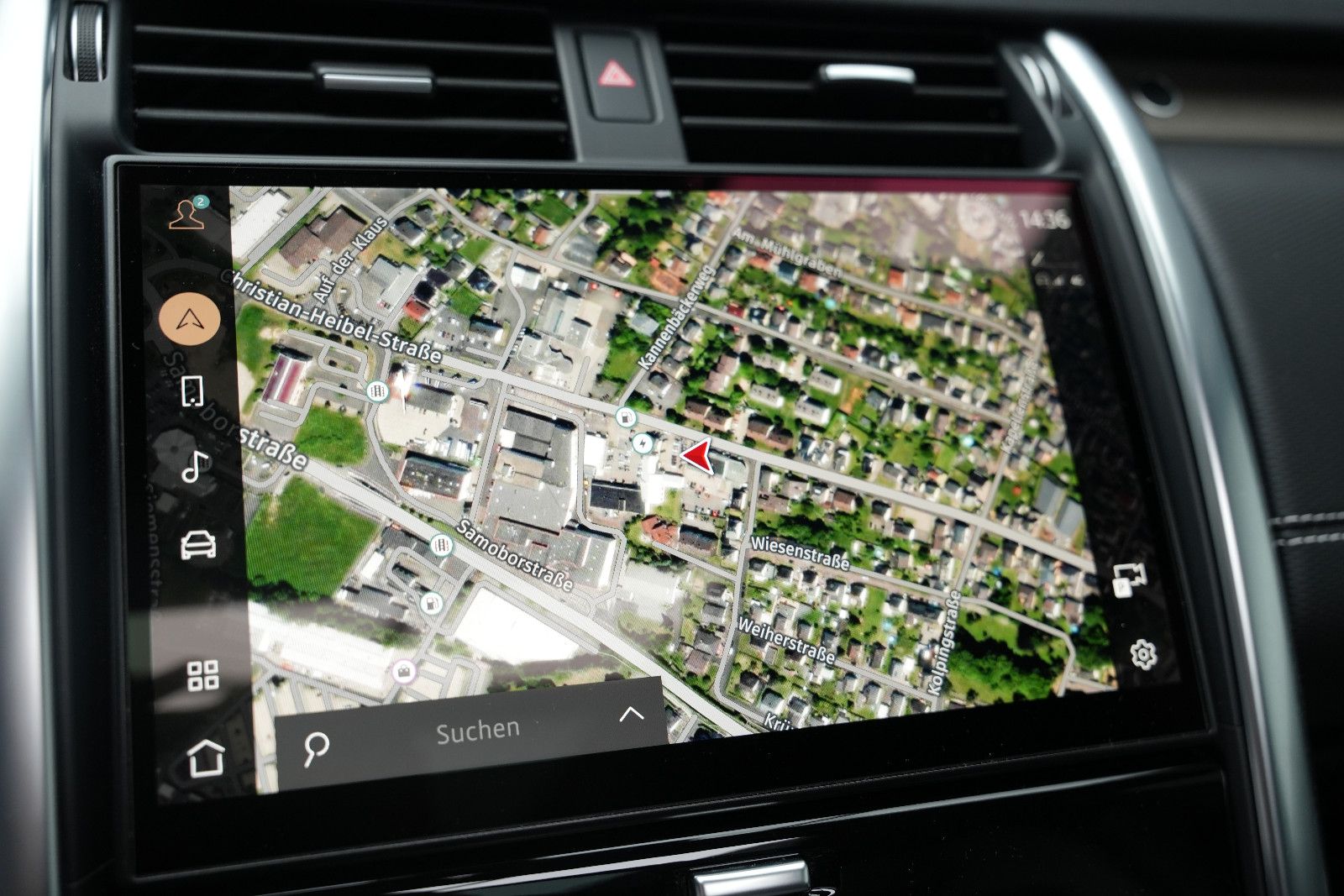 Fahrzeugabbildung Land Rover Discovery R-Dynamic AWD/7-SITZER/360'°Cam/AHK