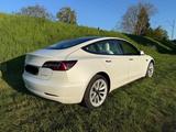 Tesla M3 LR AWD, AHK,EAP, Weiß/Weiß, Garagenfahrzeug - Tesla Model 3 Gebrauchtwagen in Frankfurt