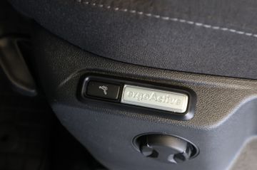 Volkswagen Tiguan Allspace 2.0 TDI Life HUD+AID+KAM+PANO