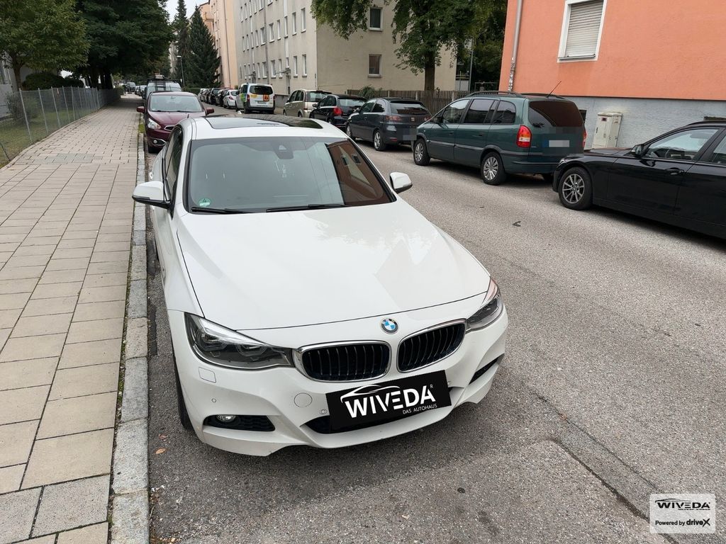 BMW 330 Gran Turismo