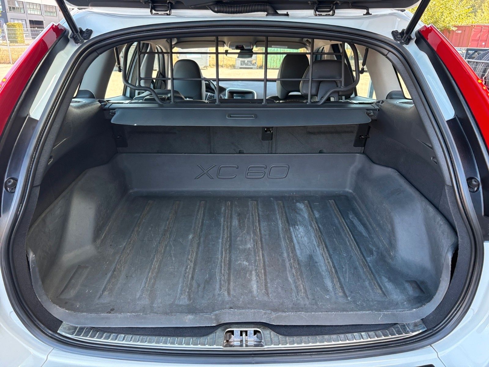Fahrzeugabbildung Volvo XC60 Summum 2WD