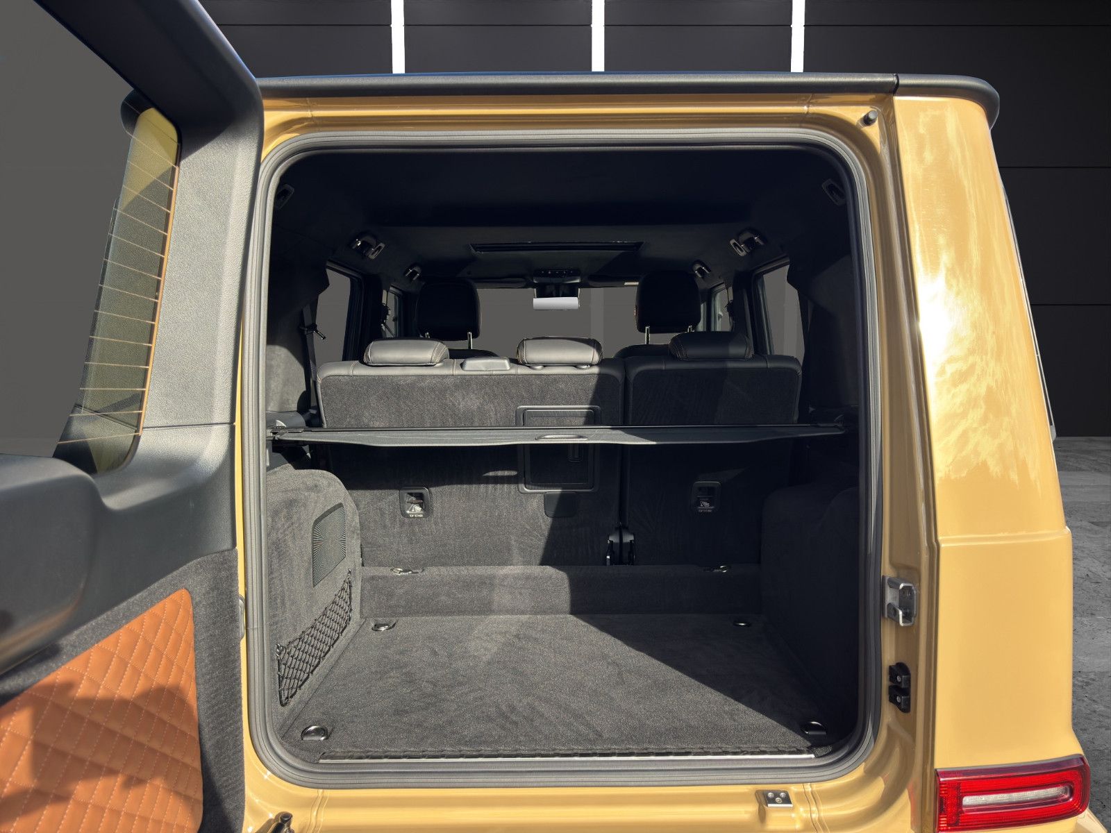 Fahrzeugabbildung Mercedes-Benz G 63 AMG/Garantie/Sdhz/Drivers/Sonderlack/AHK/