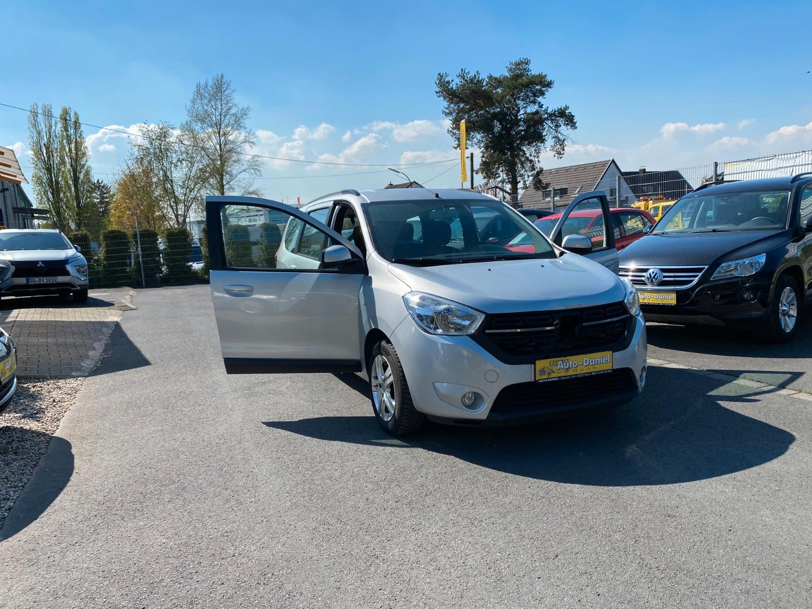 Dacia Lodgy 1.Hand NAVI Euro6 8Bereift