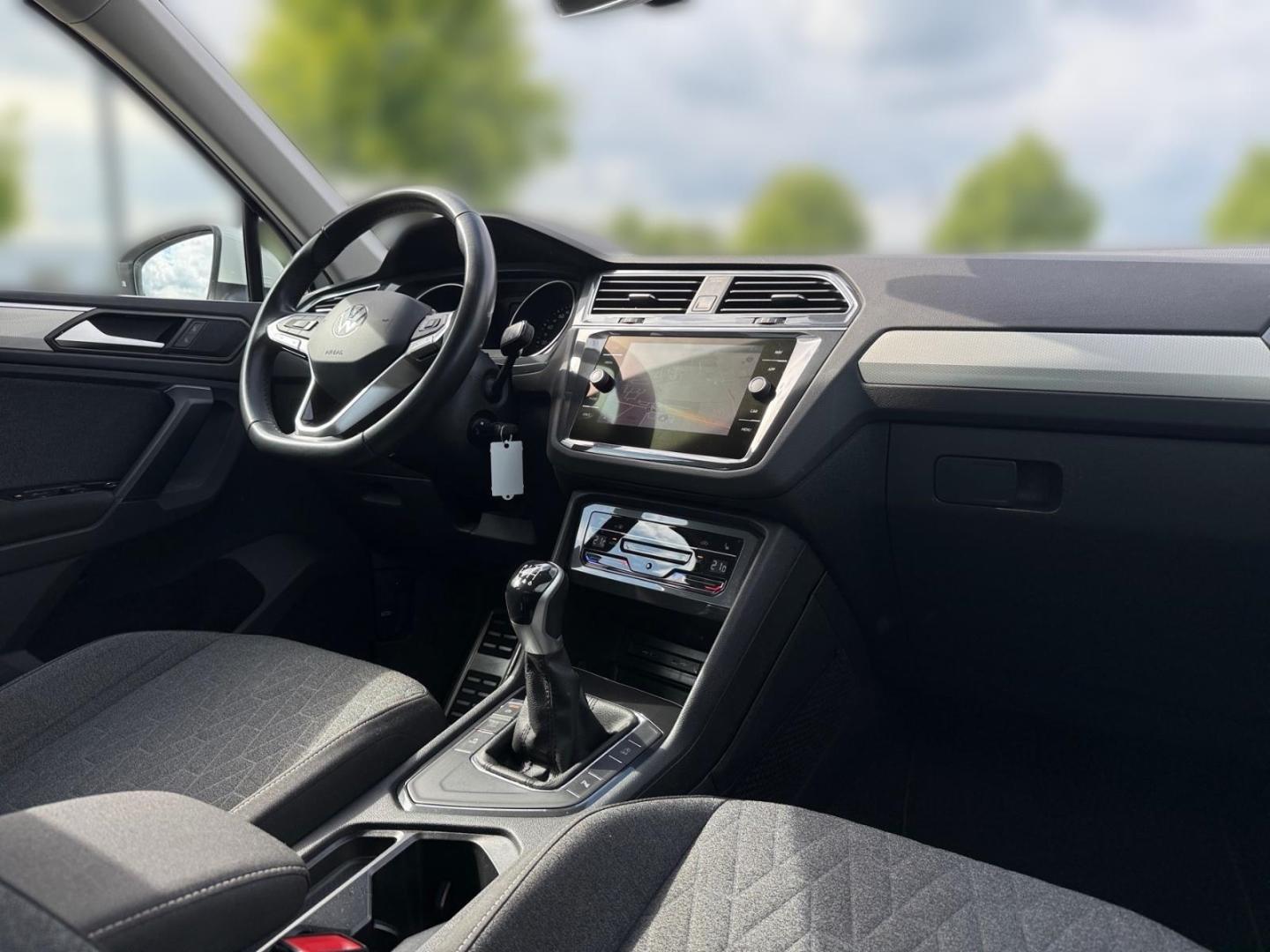 Volkswagen Tiguan Move 2.0 TDI AHK-klappbar Navi ACC CarPla, миниатюра 22