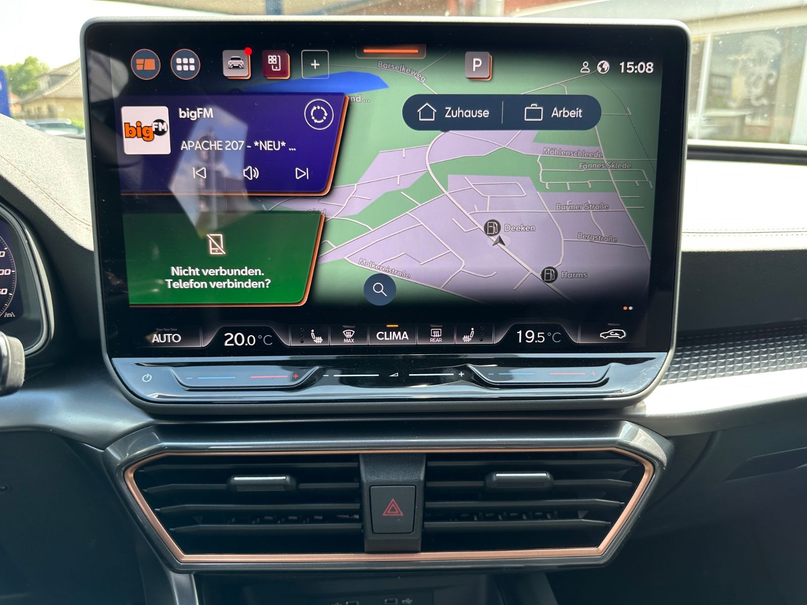 Fahrzeugabbildung CUPRA Leon ST 1.5 eTSI DSG Navi/AHK/LED/SHZG/18"