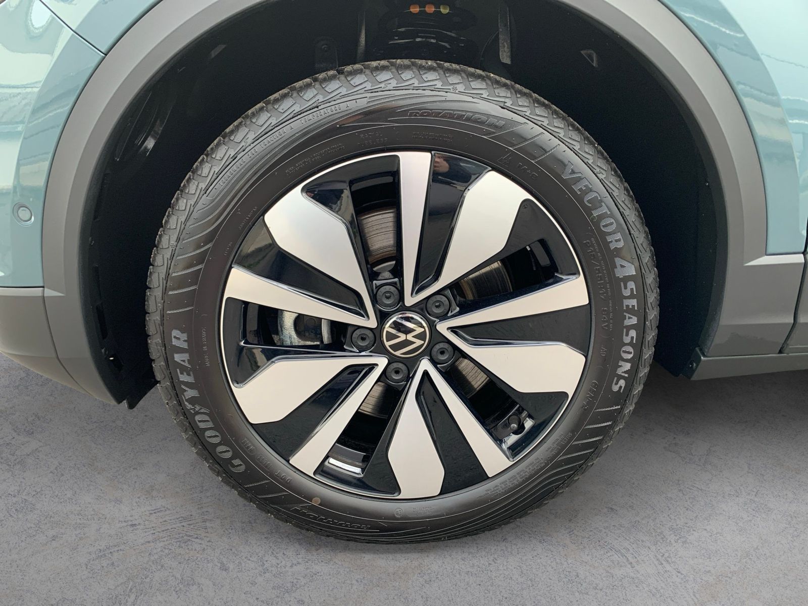 Volkswagen T-Roc - Bild 8