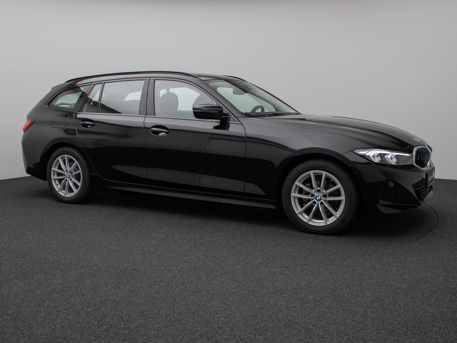 Fahrzeugabbildung BMW 318i Kamera DAB Widscreen Geschwindigkeitsreg