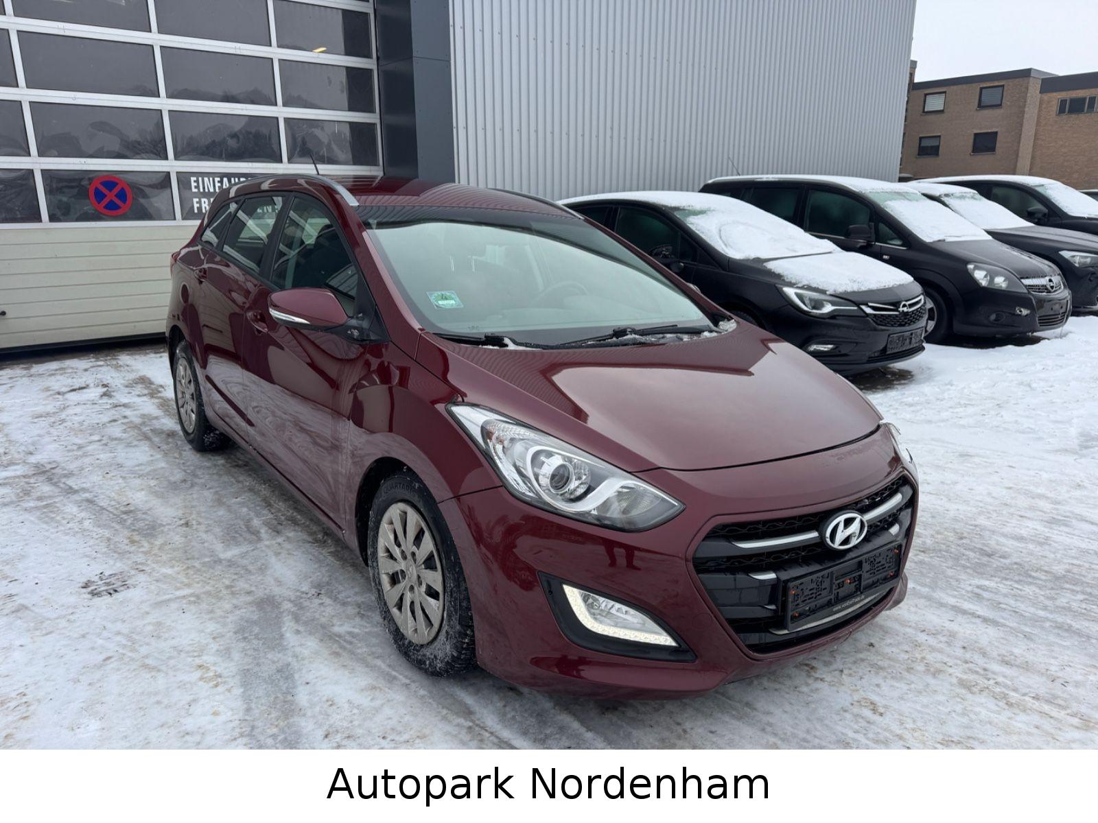 Hyundai i30 cw 1.6CRDI blue Trend*2.HD*NAVI*KLIMA