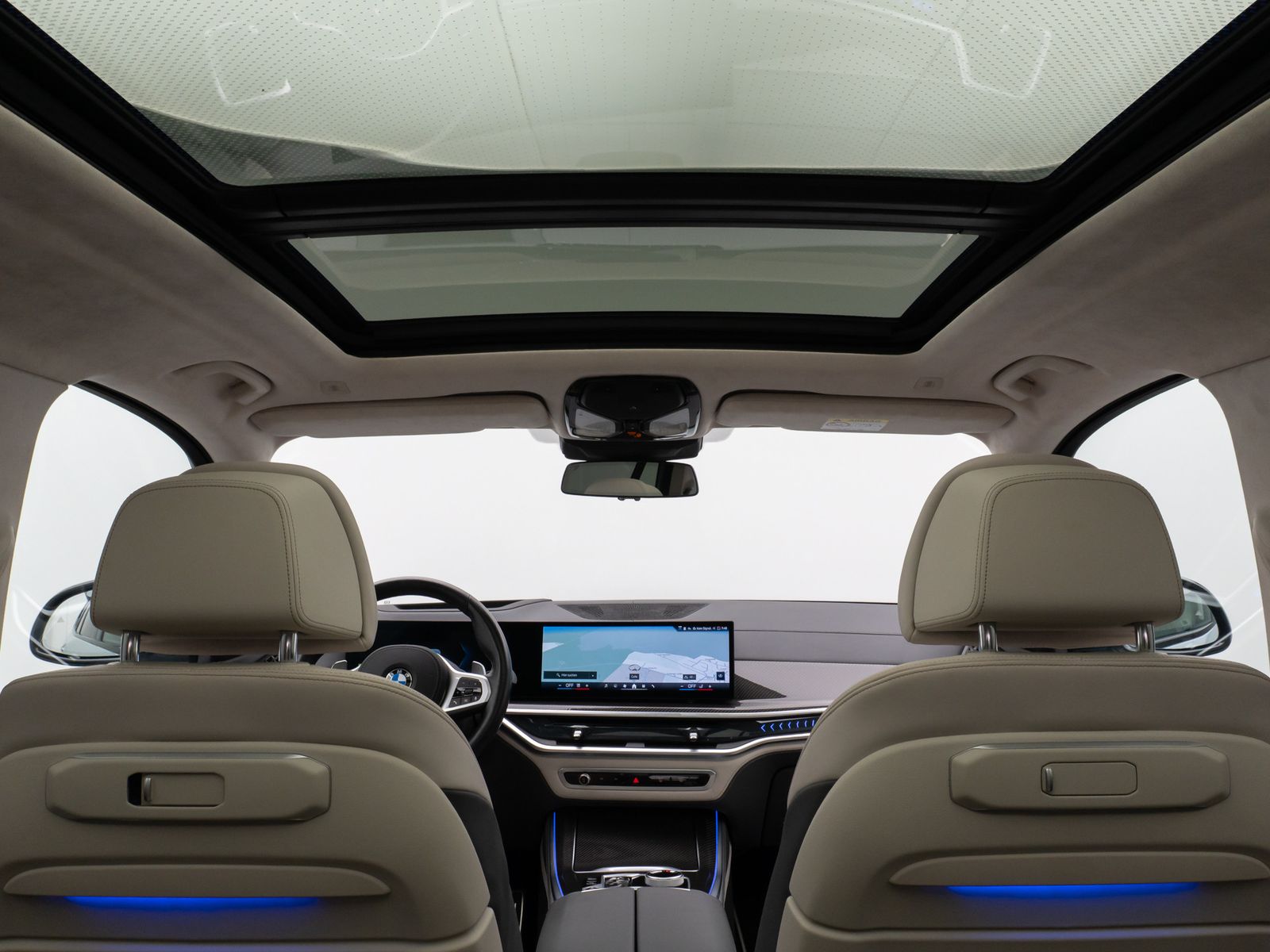 Fahrzeugabbildung BMW X5 xD30d M Sport Pro SkyLoung 360°HUD H/K SoftCL