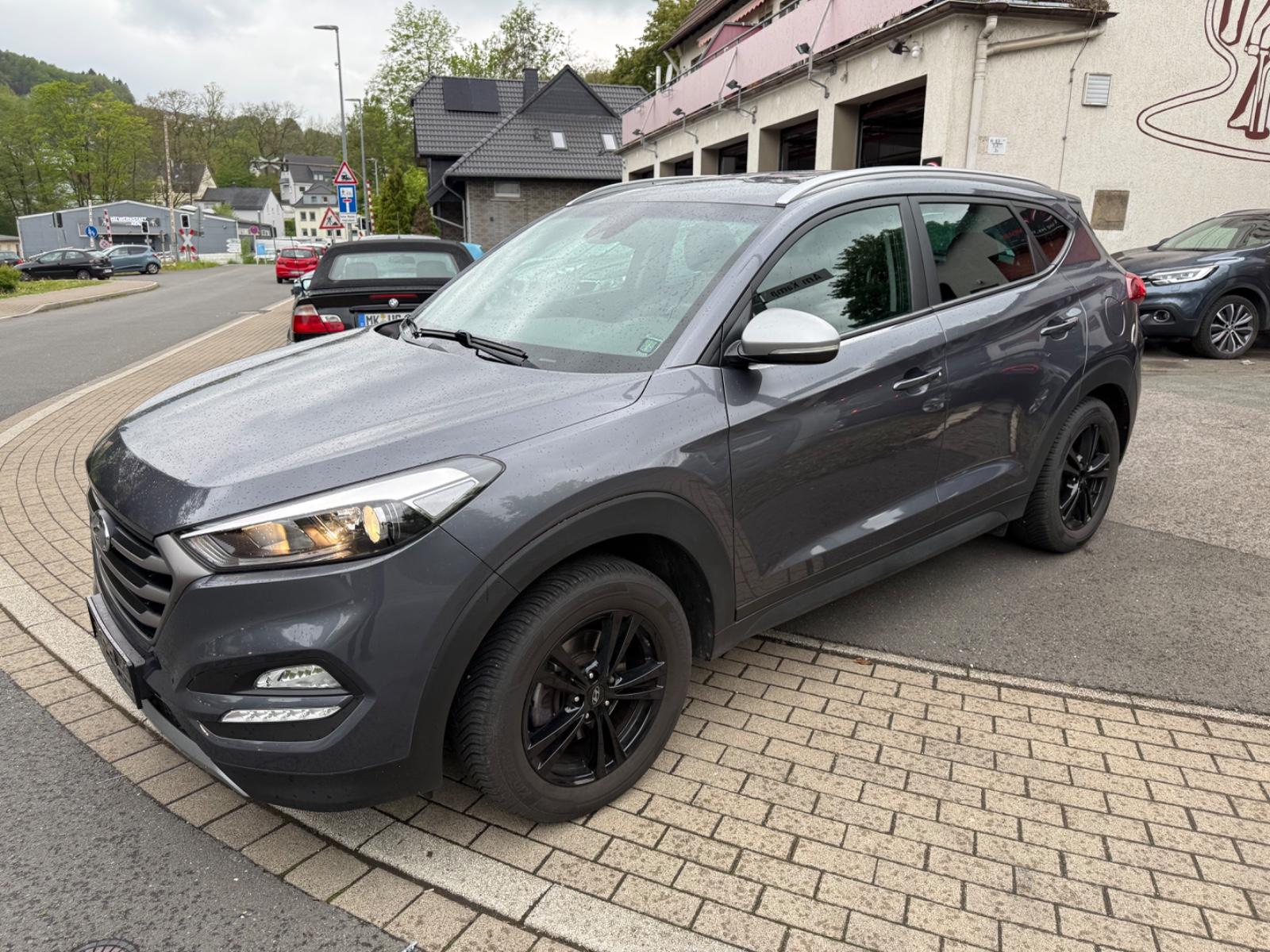 Hyundai Tucson Advantage 4WD Navi,R.K.,SHZ,PDC,AHK,61Km.