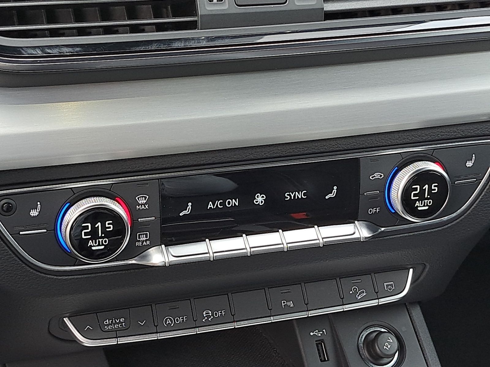 Audi SQ5 - Bild 20