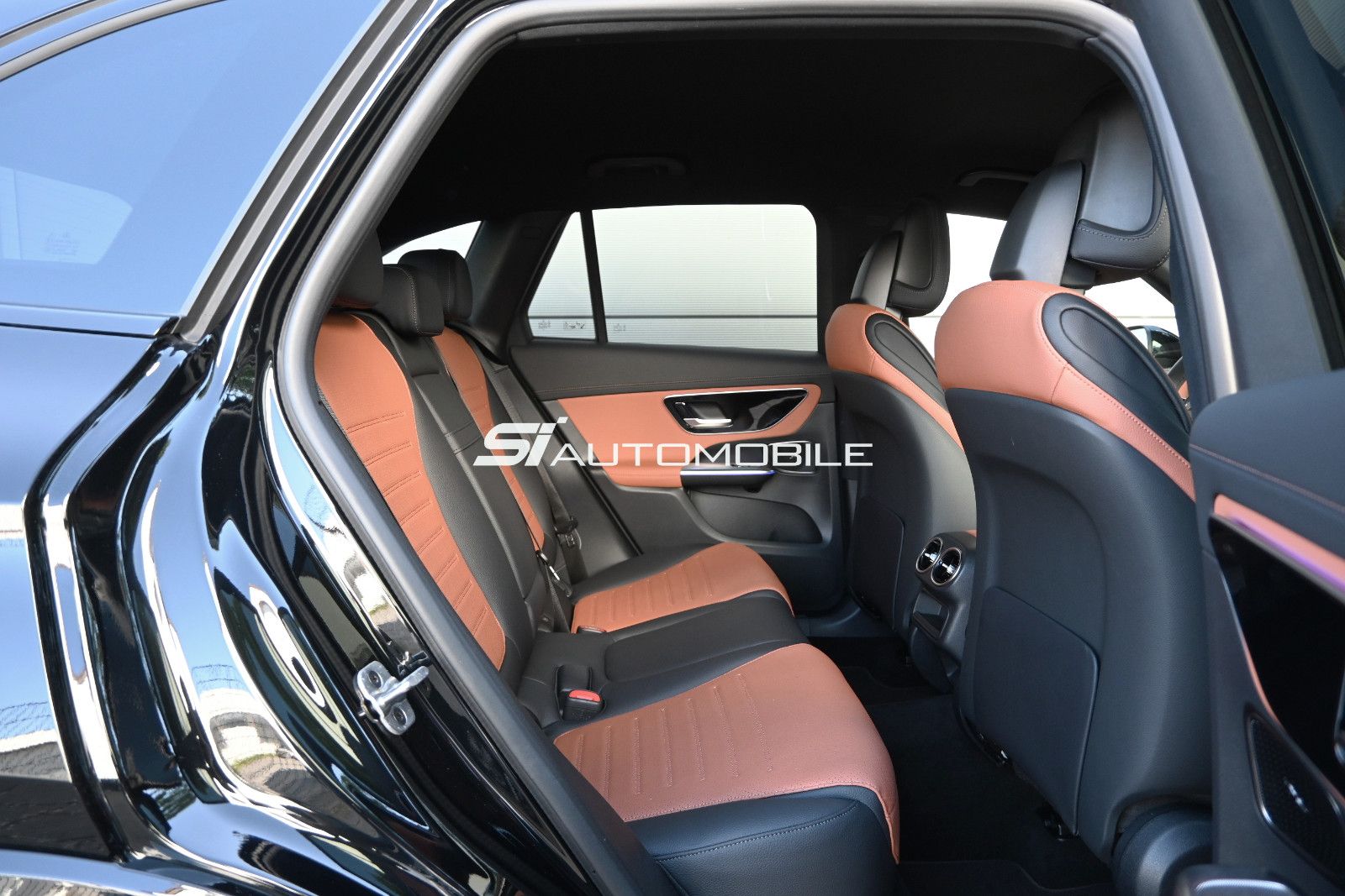 Fahrzeugabbildung Mercedes-Benz GLC 300 4MAT. EDITION AMG LINE °UVP 86.221€°MEGA