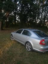 Skoda Octavia 2.0 TDI RS RS - Skoda Octavia aus 2010: RS