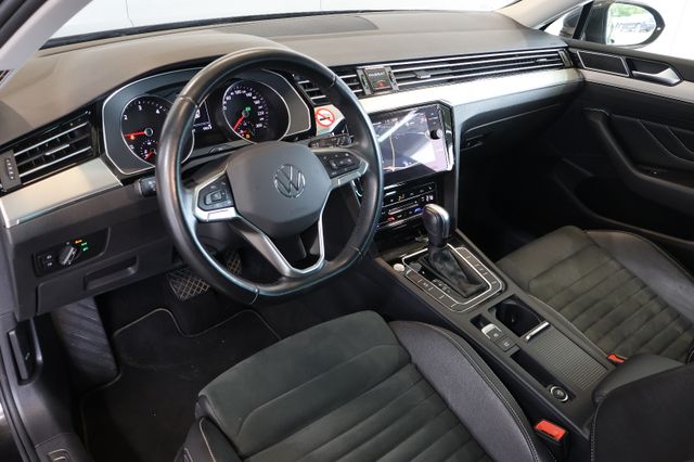 Volkswagen Passat 2.0 TDI Elegance MATRIX+ACC+KAM+AHK