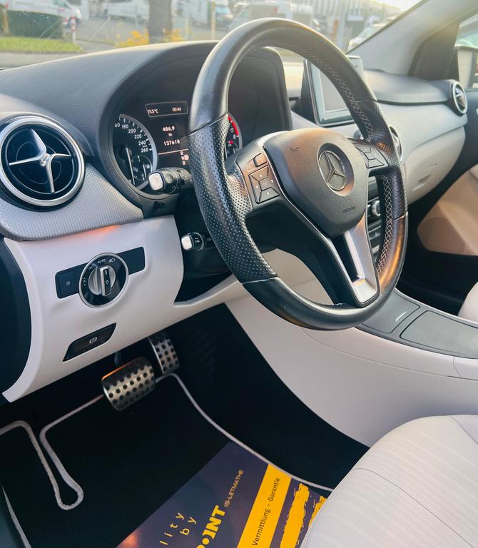 Mercedes-Benz B 250