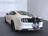 Ford Mustang GT Xenon Leder Kamera PDC h. Navi Tempo - gebrauchte Ford Mustang aus dem Jahr 2017