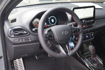 Hyundai i30 1.5 T-GDI N Line DCT-NAVI-LED-KAMERA-SHZG-